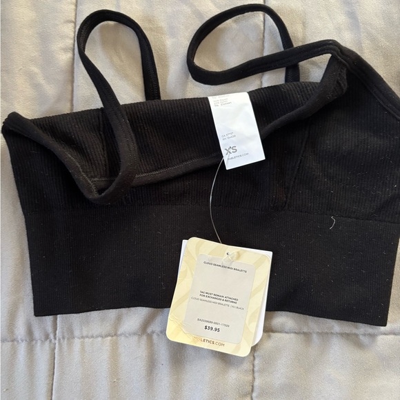 Fabletics Black Seamless Bralette - Picture 3 of 3